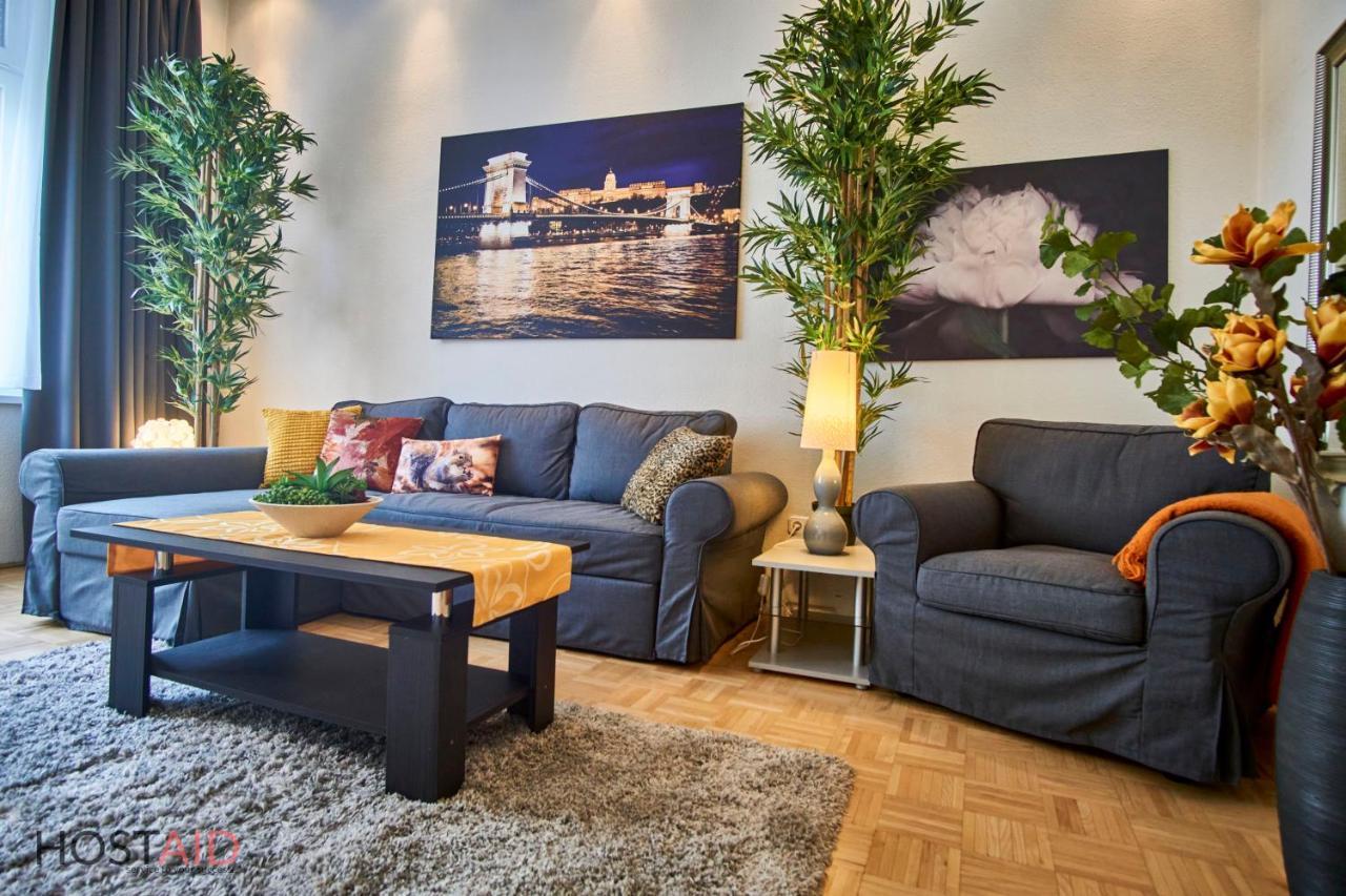 M52 Apartment - Hostaid Budapest Kültér fotó