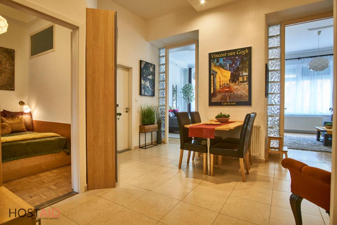 M52 Apartment - Hostaid Budapest Kültér fotó