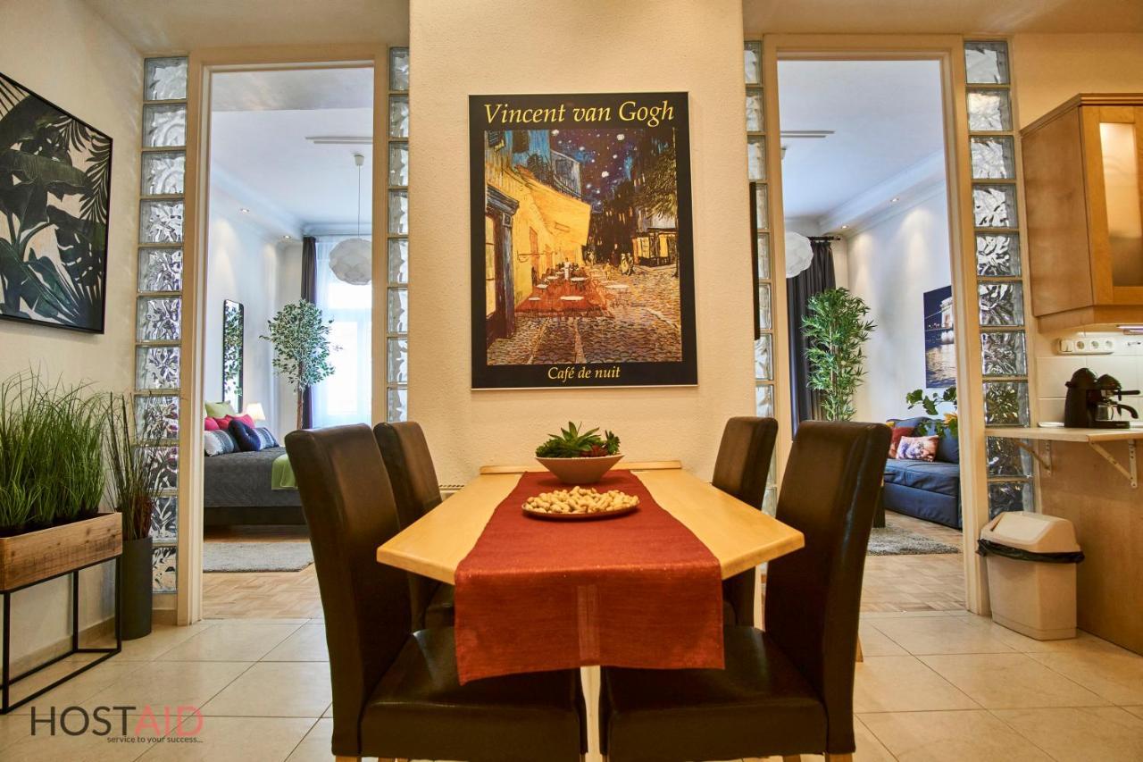 M52 Apartment - Hostaid Budapest Kültér fotó
