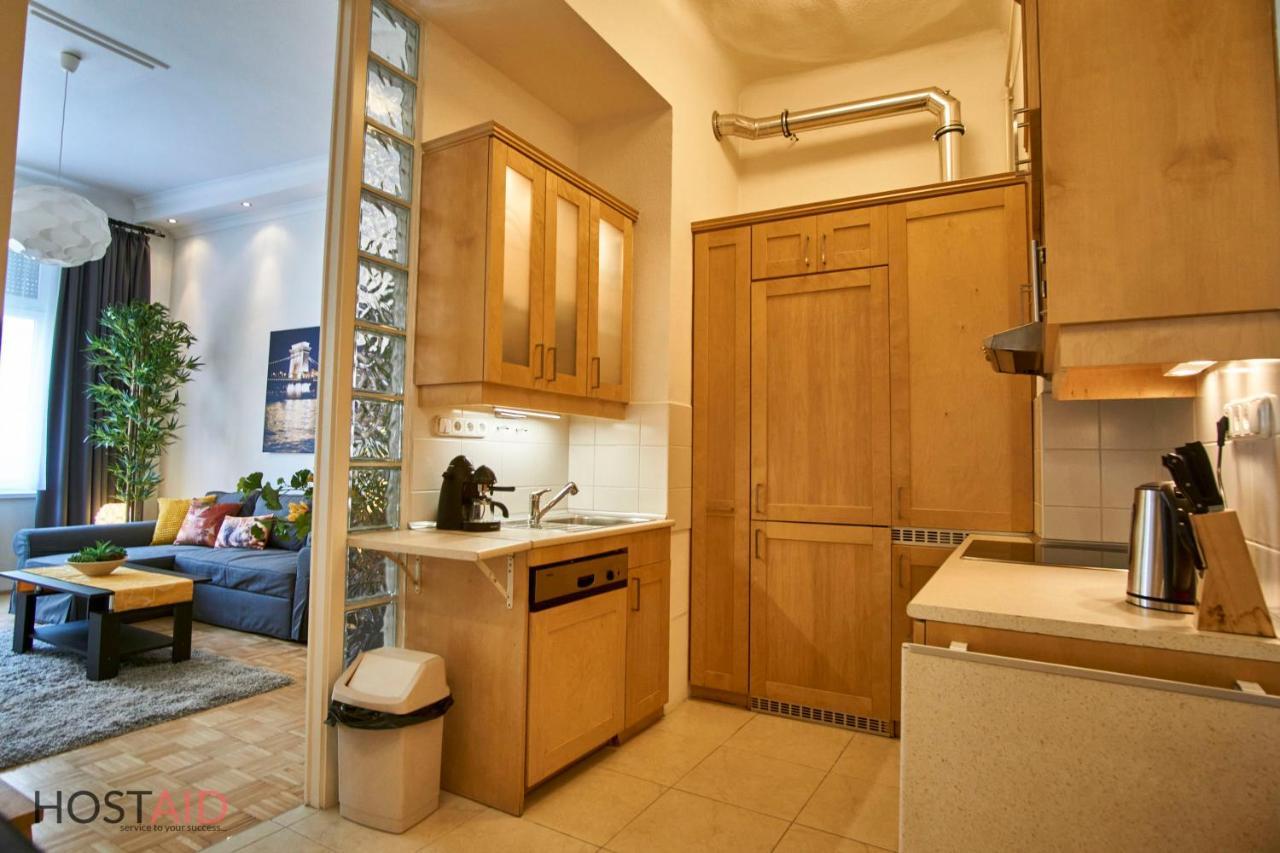 M52 Apartment - Hostaid Budapest Kültér fotó