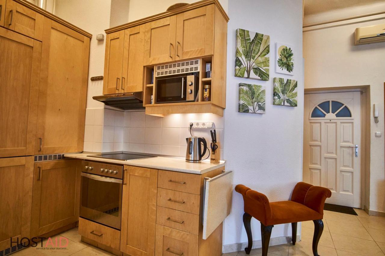 M52 Apartment - Hostaid Budapest Kültér fotó